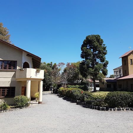 Karibuni Center Otel Mbeya Dış mekan fotoğraf